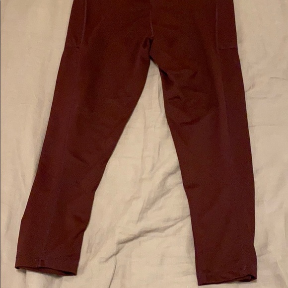 SOLD Mamacita maternity capris mulberry - Picture 6 of 6